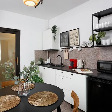 Modern Condo Near Morii Lake-2